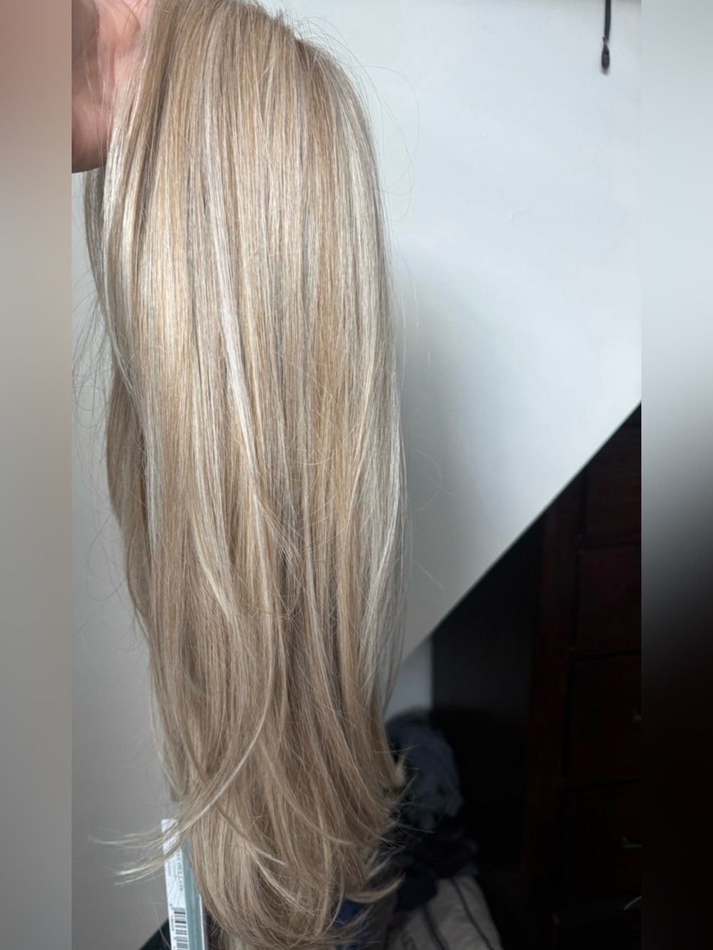Gabor 'Stay Out Late' Long Layered Blonde Wig